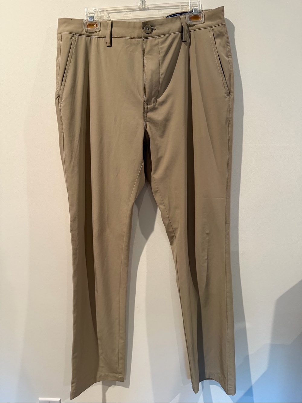 Vineyard Vines Men's Tan “Breaker Pant”